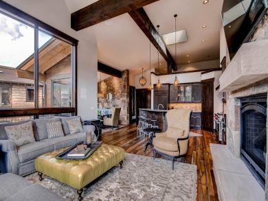 Four Bedroom Upscale Ski Home Perfect for Entertaining